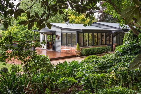 Magnolias On Mernda - Hotels Melbourne 0