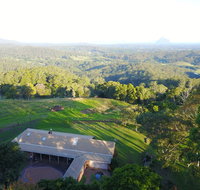 Maleny Orchard - Hotels Melbourne