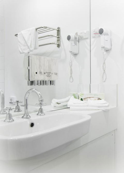 Miami Hotel Melbourne - Hotels Melbourne 3