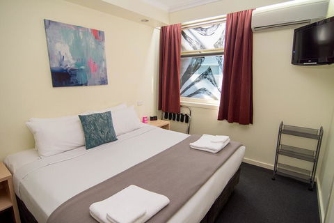 Miami Hotel Melbourne - Hotels Melbourne 1