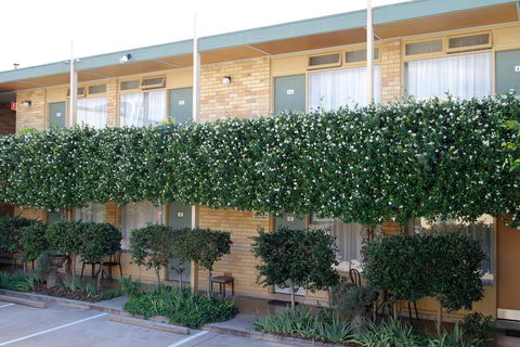 Mid City Motor Inn Queanbeyan - Hotels Melbourne 1