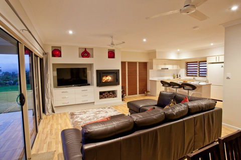 MilaViews - Hotels Melbourne 3