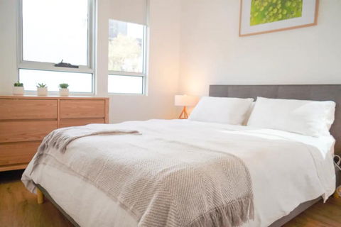 Modern 2 Bedroom Apartment Close To Beach And City - Hotels Melbourne 2
