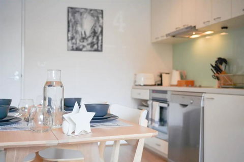 Modern 2 Bedroom Apartment Close To Beach And City - Hotels Melbourne 1