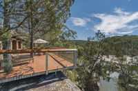Book Retreat Accommodation Vacations Hotels Melbourne Hotels Melbourne