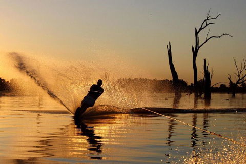 Mulwala Lakeside Apartment - Hotels Melbourne 3