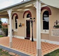 Must Love Dogs BB  Self Contained Cottage - Hotels Melbourne