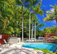 Naousa II - Hotels Melbourne