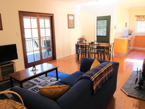 Neds Cabin - Hotels Melbourne 3