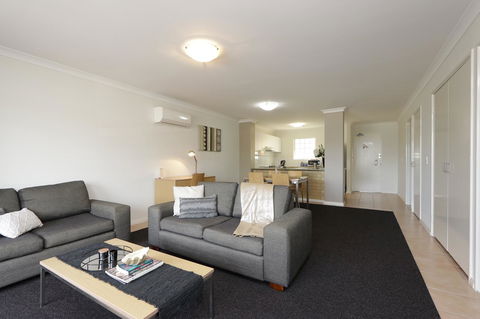 Hillarys Marina Apartment - Hotels Melbourne 3