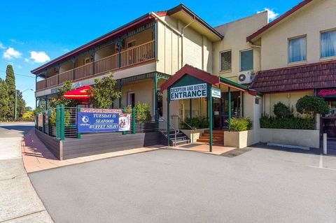 Quality Hotel Bayswater - Hotels Melbourne 0