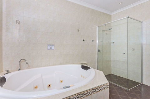 Quality Hotel Bayswater - Hotels Melbourne 20