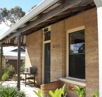 Hotham Ridge Winery and Cottages - Hotels Melbourne