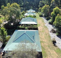 Treenbrook Cottages - Hotels Melbourne