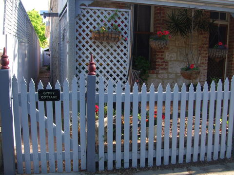 Gypsy Cottage - Hotels Melbourne 10