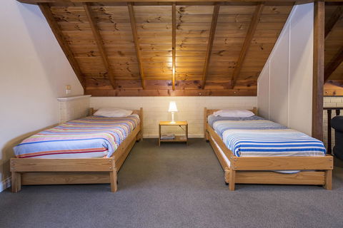 A Hidden Bush Delight - Hotels Melbourne 19