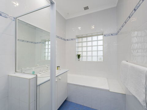 Luxury Federation Style Home - Sleeps 10 - Hotels Melbourne 14