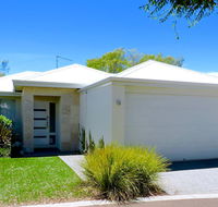 Contemporary Cove - Quindalup - Hotels Melbourne