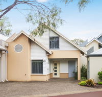 Beach Retreat - Busselton - Hotels Melbourne