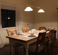 Bickley Valley Cottage - Hotels Melbourne