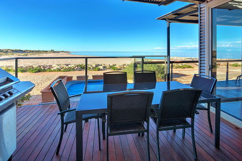 Mantarays Ningaloo Beach Resort - Hotels Melbourne 6
