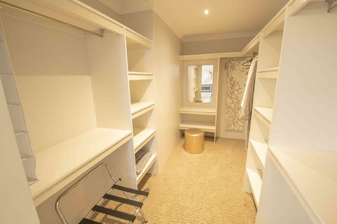 Magnificent Beach Retreat - Hotels Melbourne 9