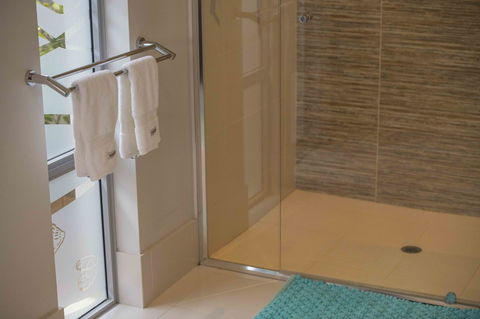 Magnificent Beach Retreat - Hotels Melbourne 12