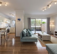 Cottesloe Sea Salt Abode - Hotels Melbourne