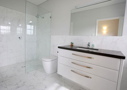 Lot113 Vineyard Accommodation - Hotels Melbourne 3