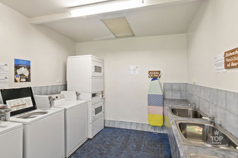 Gracetown Caravan Park - Hotels Melbourne 4