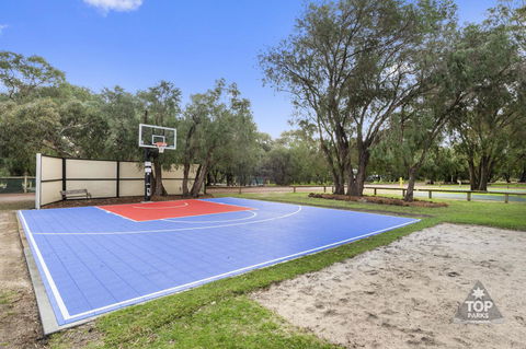 Gracetown Caravan Park - Hotels Melbourne 3