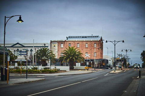 The Premier Mill Hotel - Hotels Melbourne 14