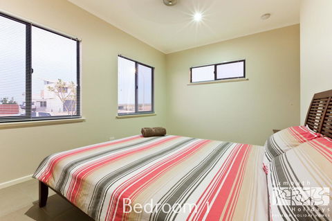3 Kestrel Place - Hotels Melbourne 9