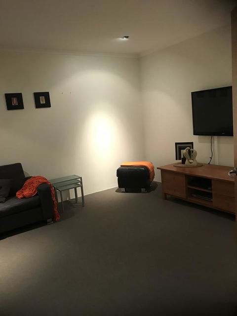 THE SANCTUARY LUXURY HOLIDAY HOME - Hotels Melbourne 22