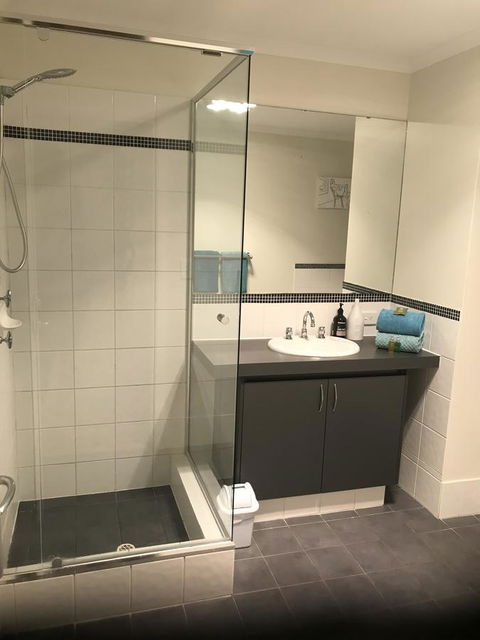 THE SANCTUARY LUXURY HOLIDAY HOME - Hotels Melbourne 7