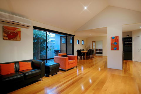 THE SANCTUARY LUXURY HOLIDAY HOME - Hotels Melbourne 15