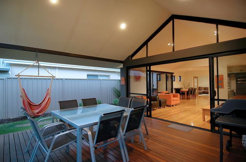 THE SANCTUARY LUXURY HOLIDAY HOME - Hotels Melbourne 23