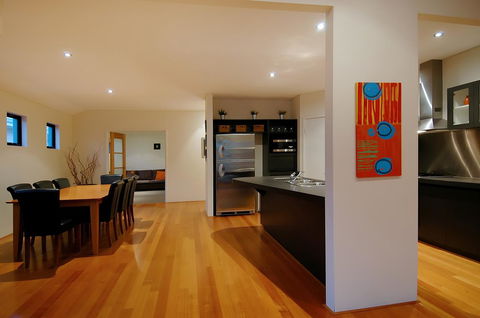 THE SANCTUARY LUXURY HOLIDAY HOME - Hotels Melbourne 14