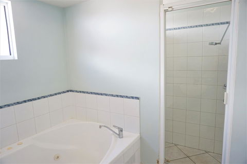 Osprey Holiday Village Unit 120 - Plenty Of Room For A Large Family - Hotels Melbourne 12