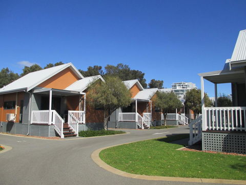 Mandurah Ocean Marina Chalets - Hotels Melbourne 37