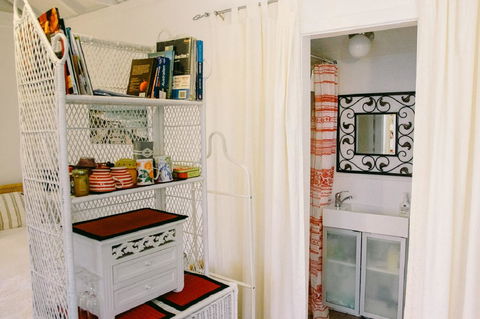 Garden Studio In Cottesloe - Hotels Melbourne 5