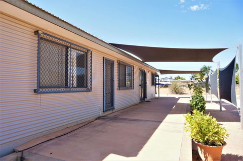 9 Krait Street - Perfect For Large Groups Or Families Alike - Hotels Melbourne 1