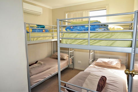 9 Krait Street - Perfect For Large Groups Or Families Alike - Hotels Melbourne 9