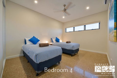 27 Kestrel Place - With Pool And Jetty - Hotels Melbourne 12
