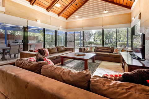 Geographe Cove Resort - Hotels Melbourne 9