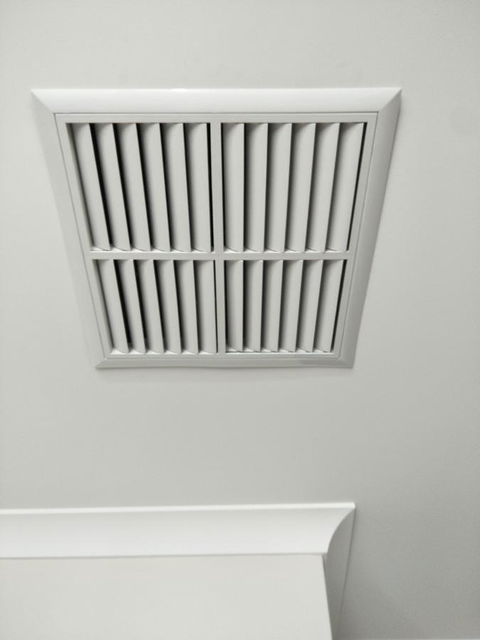 Near Train Station - Hotels Melbourne 13