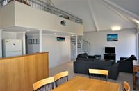 Osprey Holiday Village Unit 108 - Ideal apartment for a family of 6