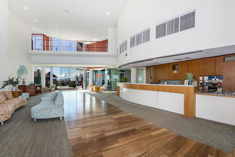 A 406 FANTASTIC OCEAN BEACH And MARINA VIEW APT - MANDURAH - Hotels Melbourne 6