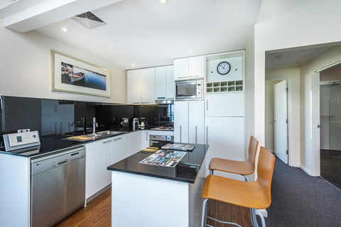 A 406 FANTASTIC OCEAN BEACH And MARINA VIEW APT - MANDURAH - Hotels Melbourne 19