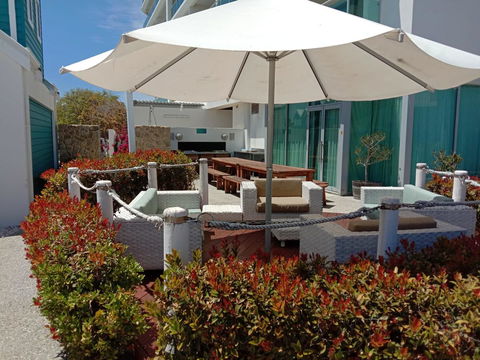 A 406 FANTASTIC OCEAN BEACH And MARINA VIEW APT - MANDURAH - Hotels Melbourne 8